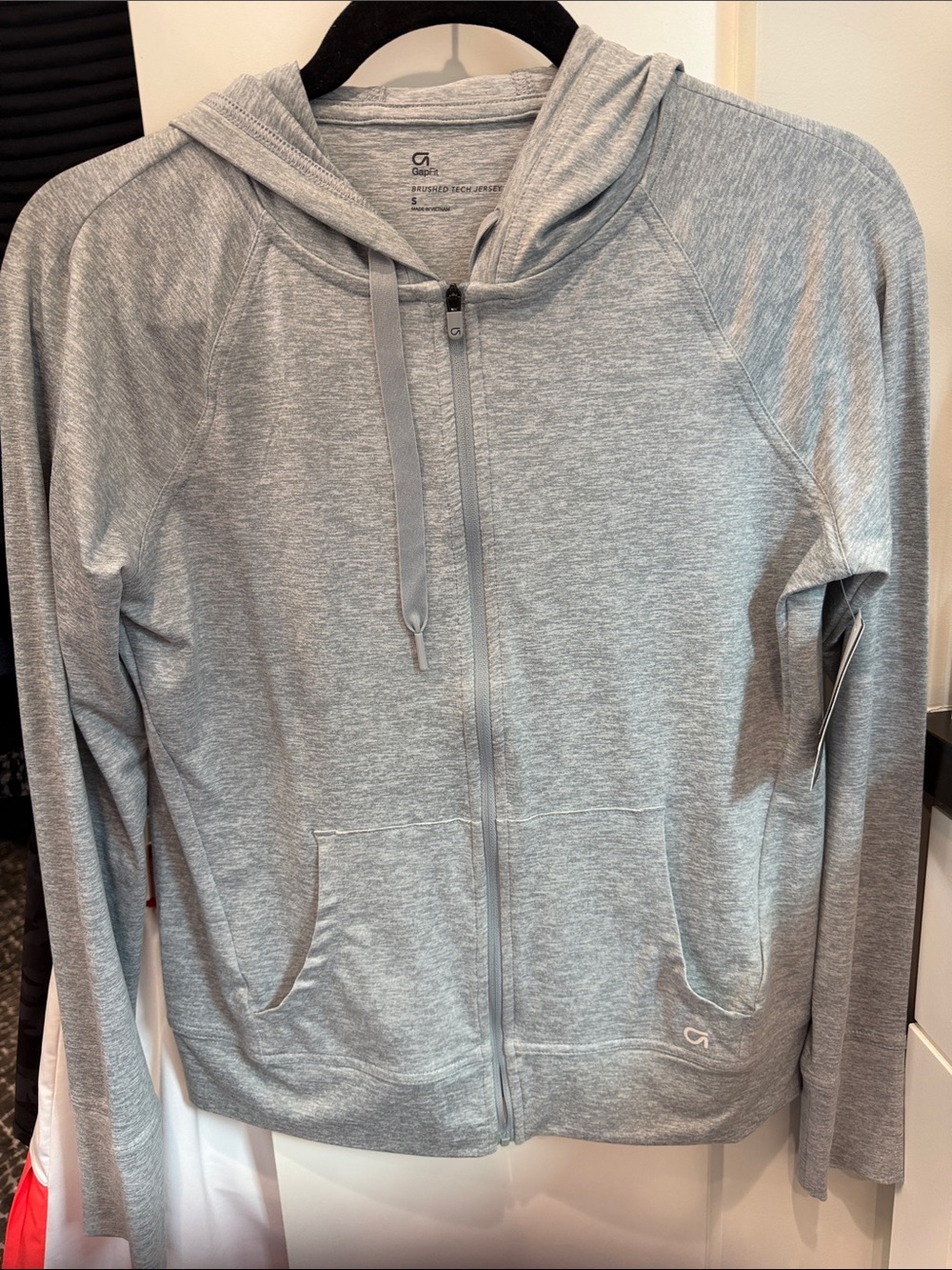 GApfit full zip hoodie
Size small